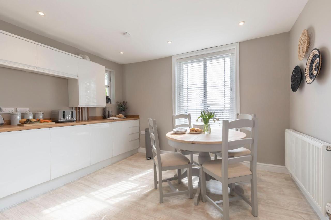 Vaughan Lodge Elegant 2-Bed Duplex With Views Near Malvern Hills Malvern Wells Esterno foto