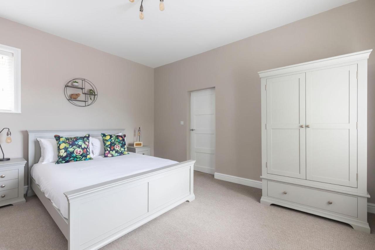 Vaughan Lodge Elegant 2-Bed Duplex With Views Near Malvern Hills Malvern Wells Esterno foto